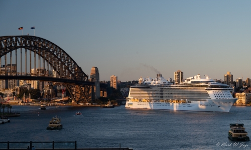 Sydney-Harbor-Ovation of the Seas